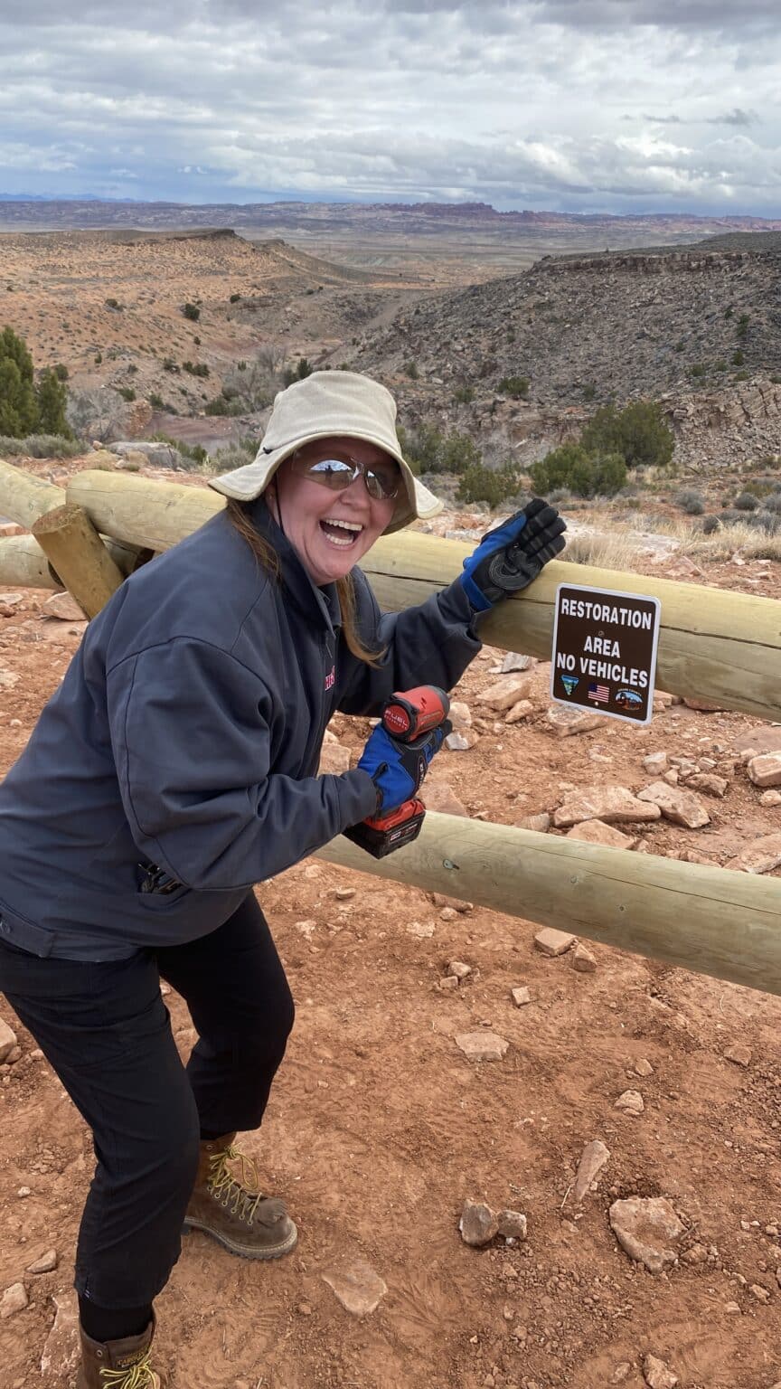 Tread Lightly! Impact Report 3D Hill Improvement ProjectEaster Jeep