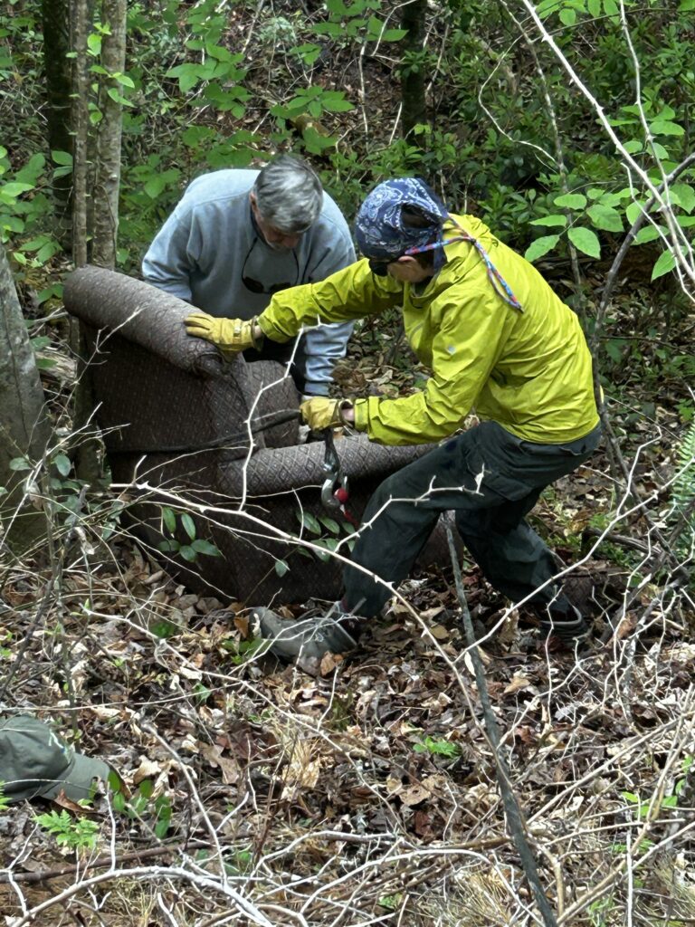 Tread Lightly! Impact Report: Chattooga River District Spring Sweep img 9645