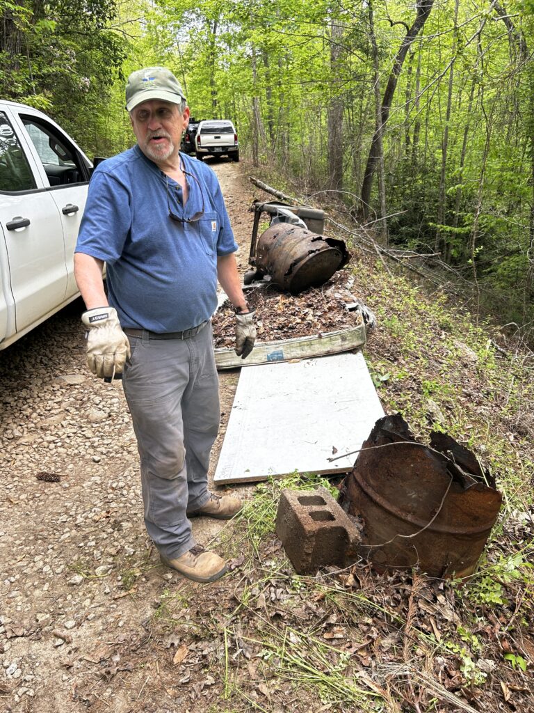 Tread Lightly! Impact Report: Chattooga River District Spring Sweep img 9664